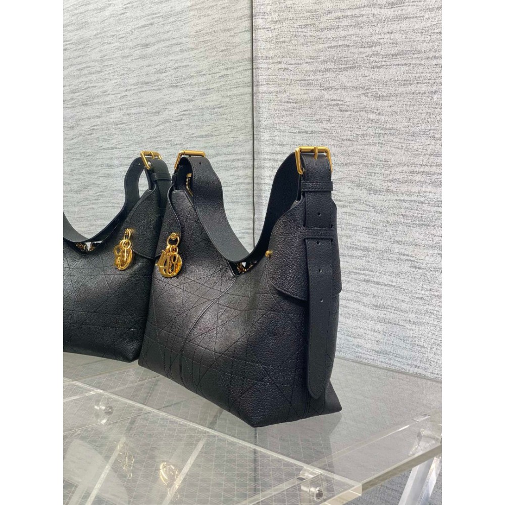 Dior Voyage Flat Macrocannage Grained Calfskin Bags