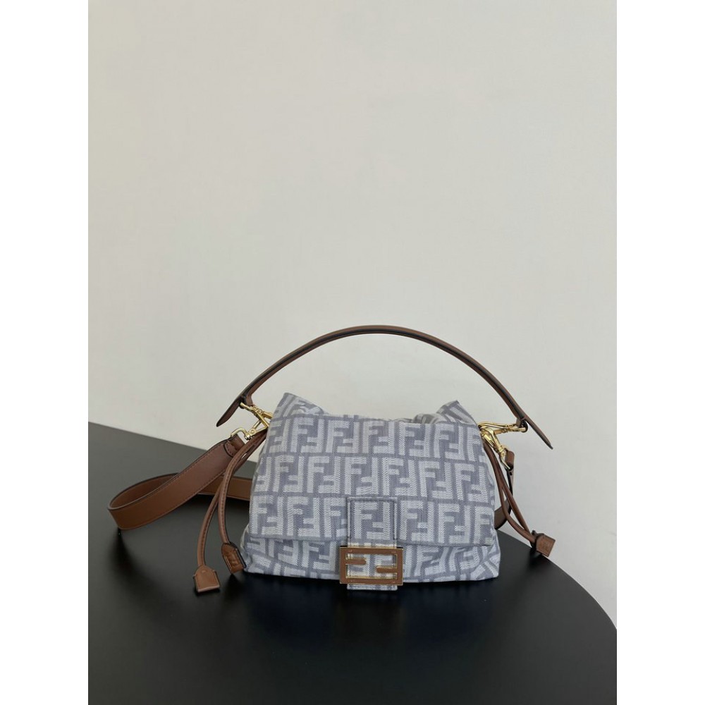 Fendi Mamma Baguette Medium 26.5x18x8.5cm Bags