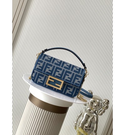 Fendi Baguette 20x13x5cm 