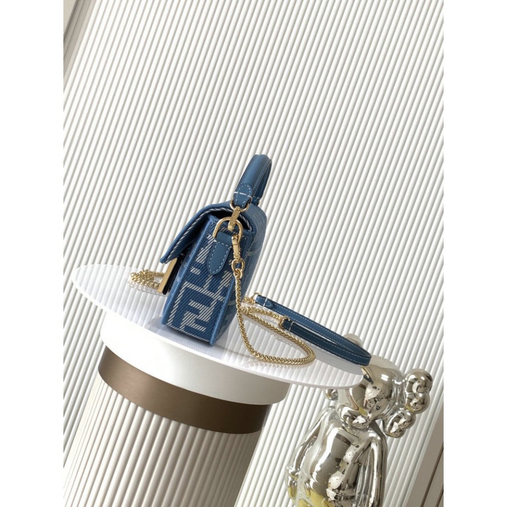 Fendi Baguette 20x13x5cm  Bags