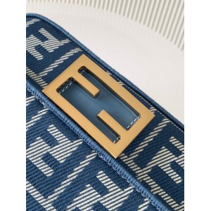 Fendi Baguette 20x13x5cm  Bags