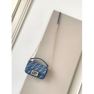 Fendi Baguette 20x13x5cm  Bags