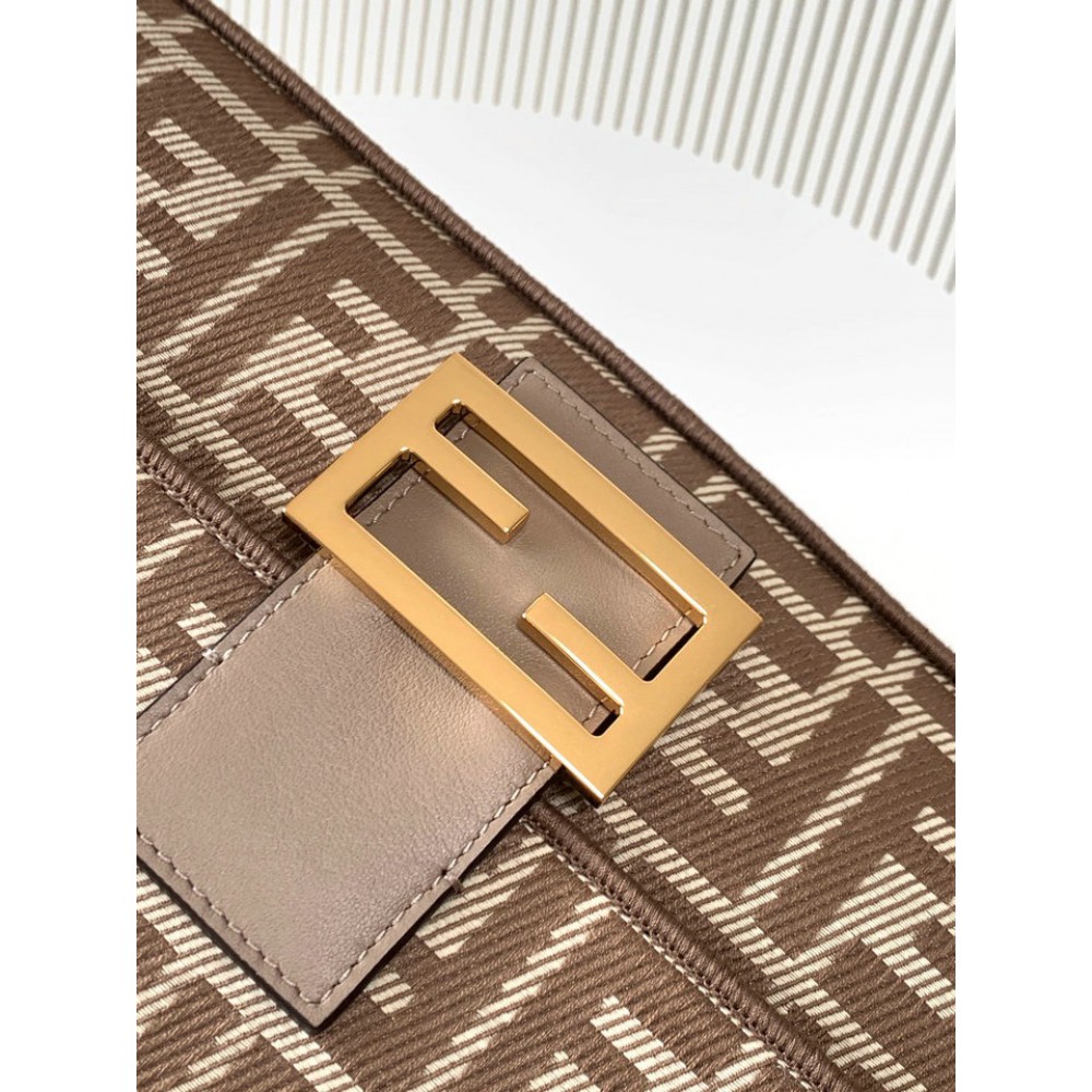 Fendi baguette 27x6x15cm Bags