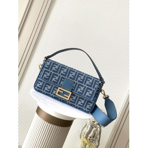 Fendi baguette 27x6x15cm Bags