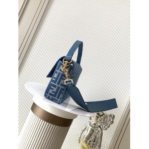 Fendi baguette 27x6x15cm Bags