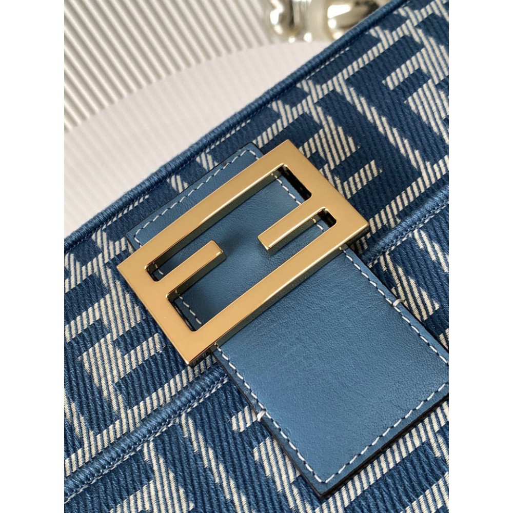 Fendi baguette 27x6x15cm Bags