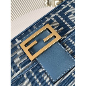 Fendi baguette 27x6x15cm Bags