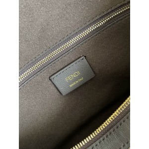 Fendi Simply big size 34.5x20x5cm Bags