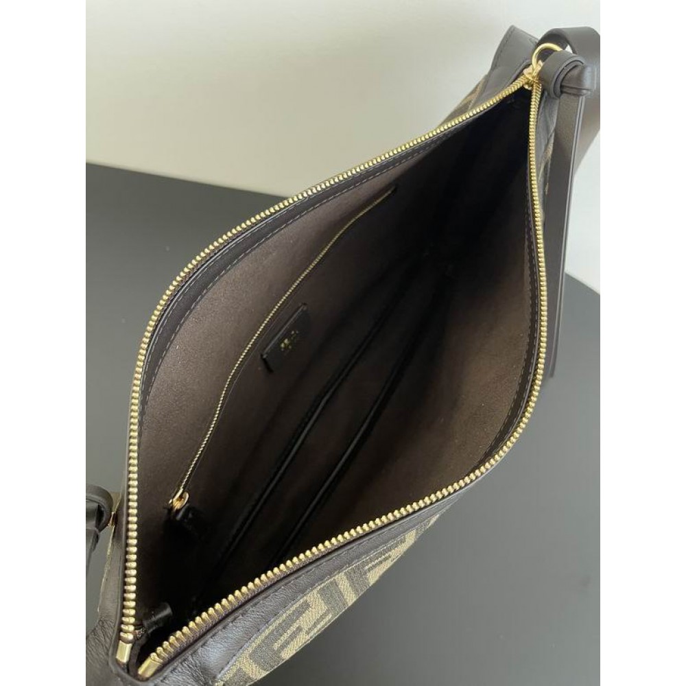 Fendi Simply big size 34.5x20x5cm Bags