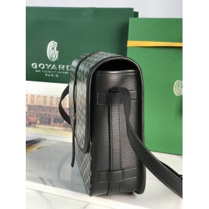 Goyard Belvédère MM bag 29x23x9cm Bags
