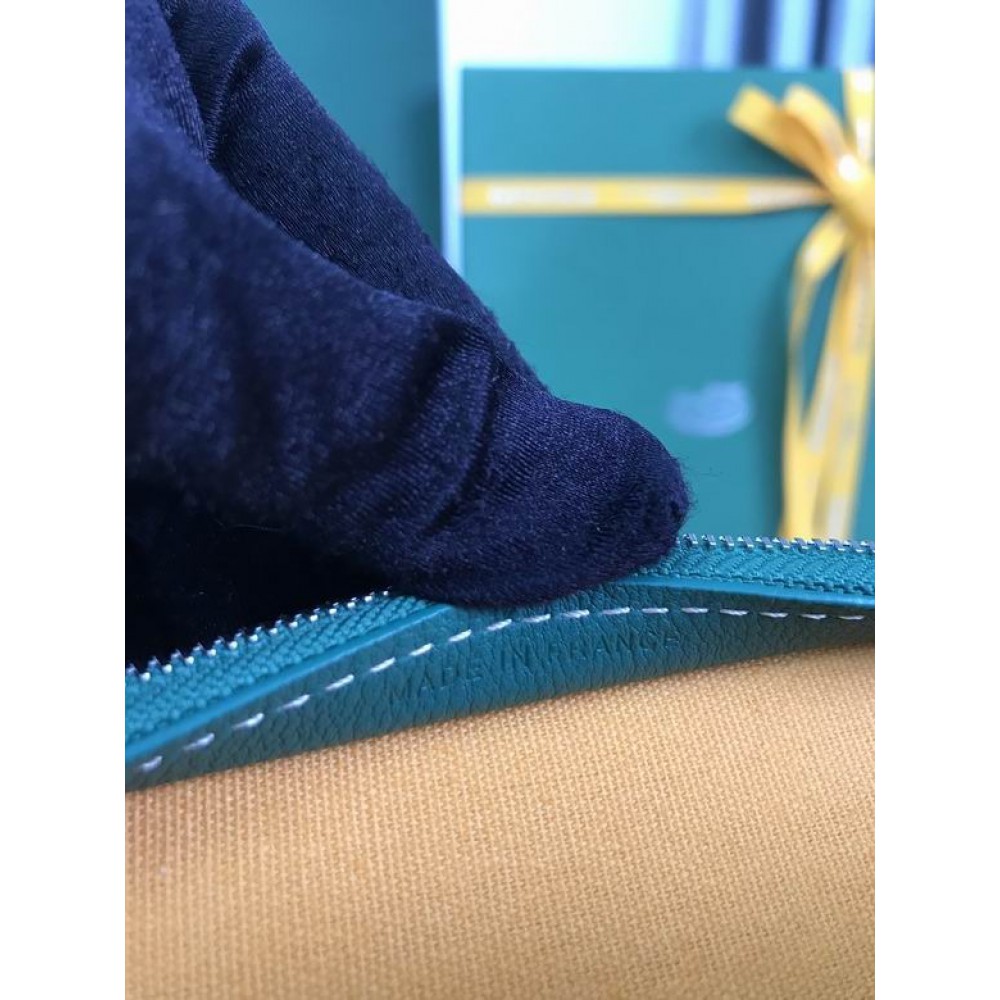 Goyard Jouvence MM toiletry bag 25x18x7cm Bags