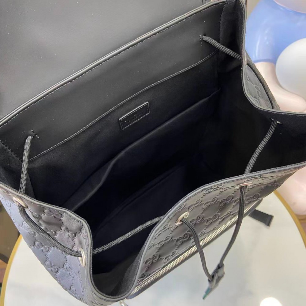 Gucci Emblem medium backpack 854750 34x44x15cm Bags