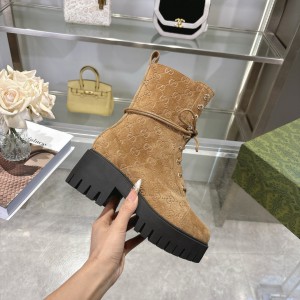 Gucci heeled boots suede Shoes