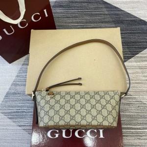 Gucci emblem small shoulder bag 847281 22x10.5x9cm Bags