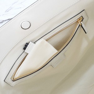 Gucci Beatrix medium tote bag 850926  Bags