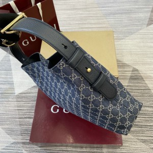 Gucci Beatrix medium tote bag 850926  Bags