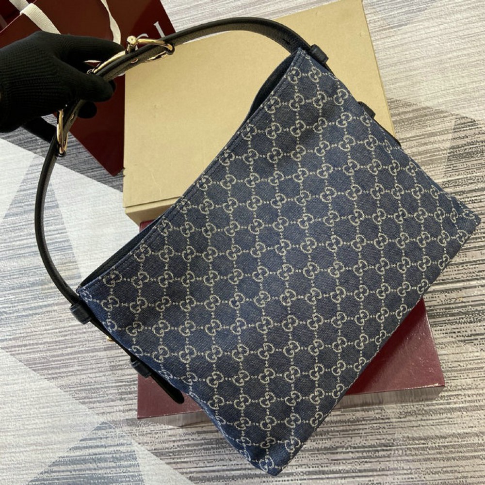 Gucci Beatrix medium tote bag 850926  Bags