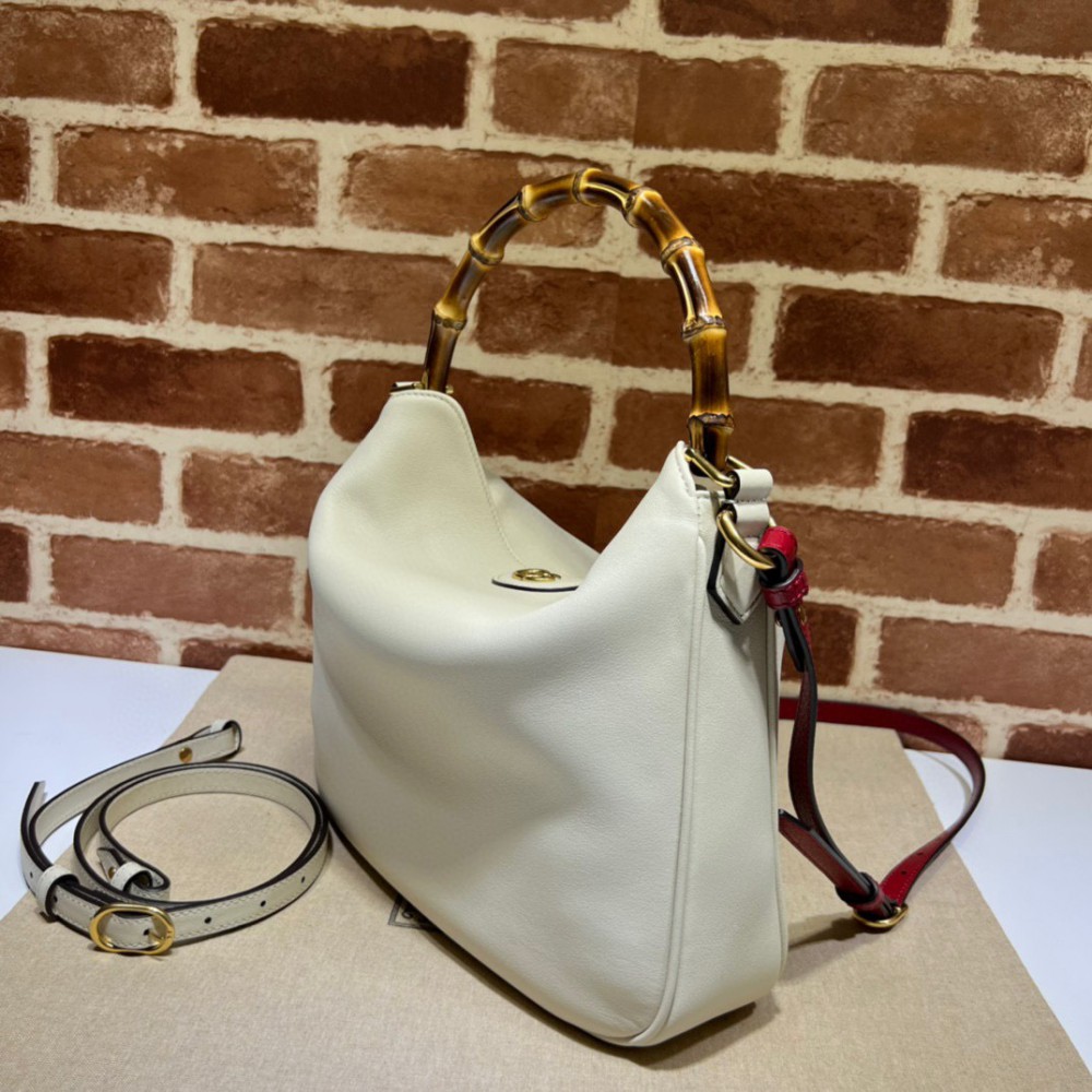 Gucci Diana medium shoulder bag 746124 30cmx23cmx6.5cm Bags
