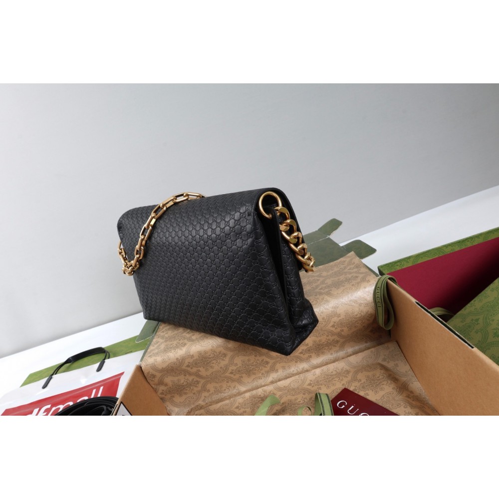 Gucci Large shoulder bag with chain 857362  Bags