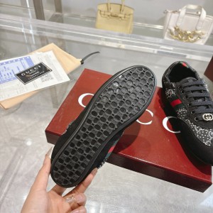 Gucci women's shift trainers  Shoes