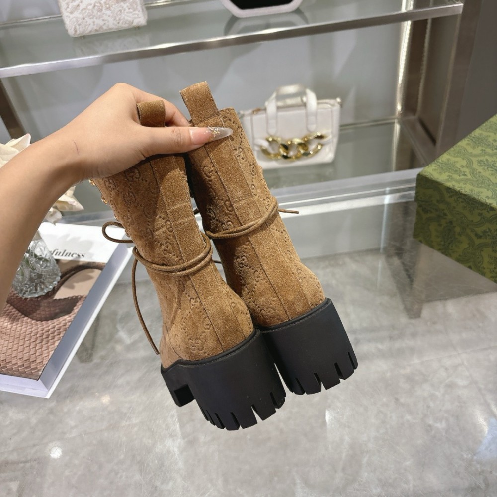 Gucci heeled boots suede Shoes