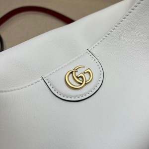 Gucci Diana medium shoulder bag 746124 30cmx23cmx6.5cm Bags