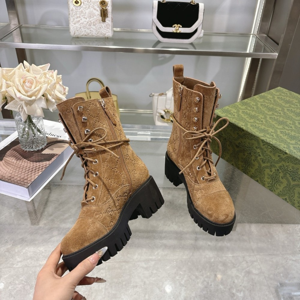 Gucci heeled boots suede Shoes