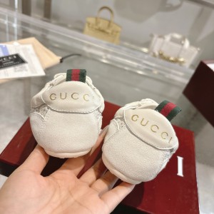 Gucci women's shift trainers  Shoes