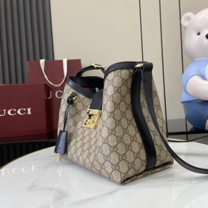 Gucci padlock medium shoulder bag 839021 29x23.5x16cm Bags