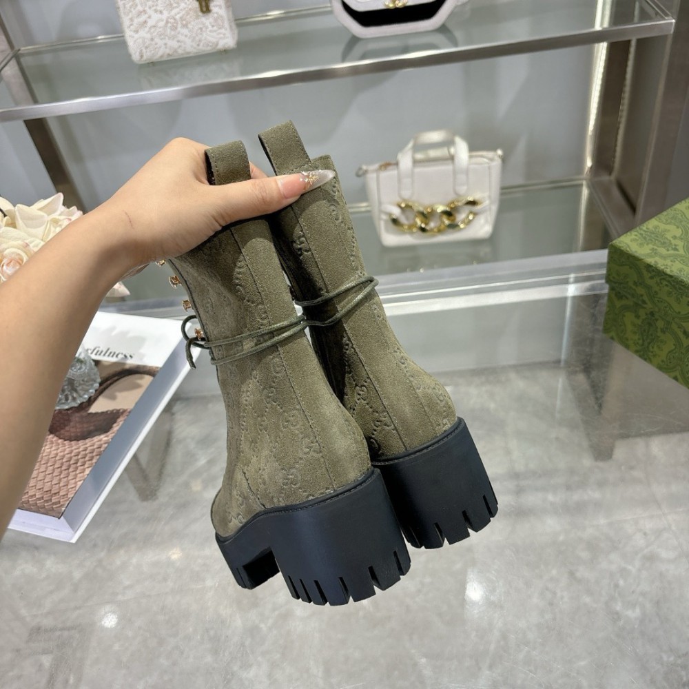 Gucci heeled boots suede Shoes