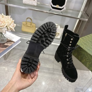 Gucci heeled boots suede Shoes