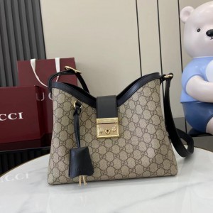 Gucci padlock medium shoulder bag 839021 29x23.5x16cm Bags