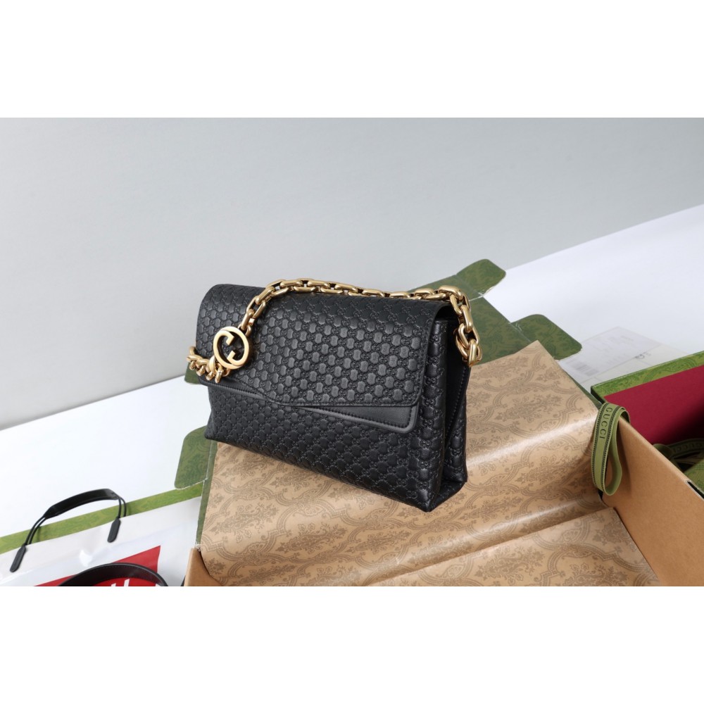 Gucci Medium shoulder bag with chain 857622 Bags