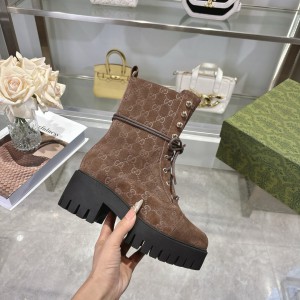 Gucci heeled boots suede Shoes
