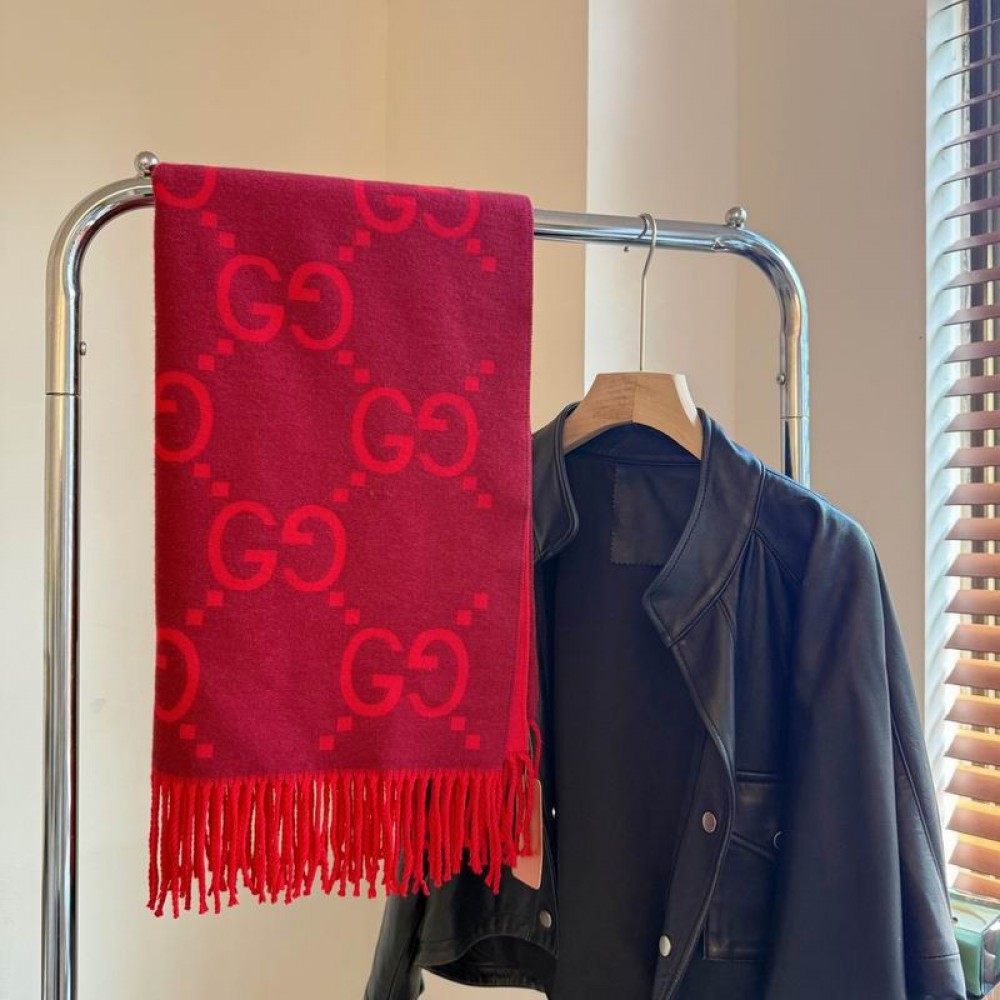 Gucci scarf  70x180cm Accesories