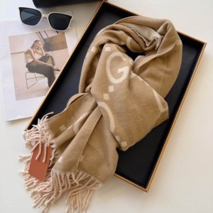 Gucci scarf  70x180cm Accesories