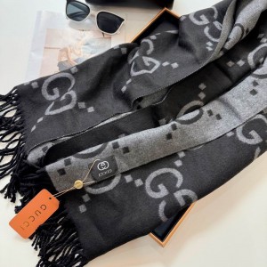 Gucci scarf  70x180cm Accesories