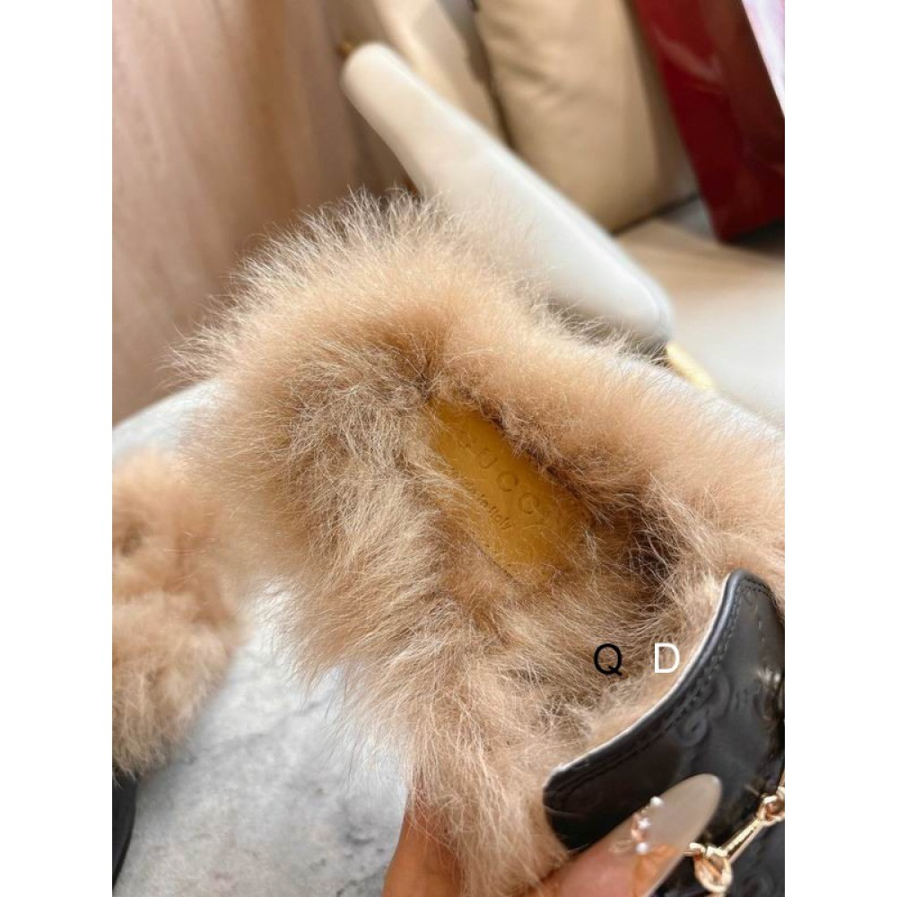 Gucci shearling horsebit mules 36-41 Shoes
