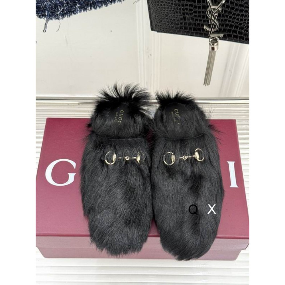 Gucci shearling horsebit mules 36-41 Shoes