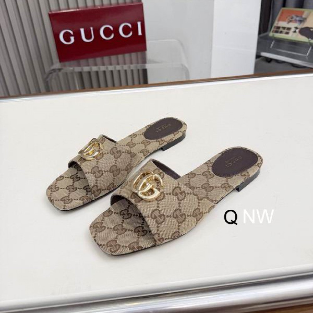 Gucci Women's slide sandal with Double G Shoes