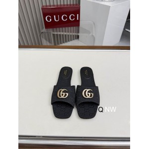 Gucci Women's slide sandal with Double G Shoes