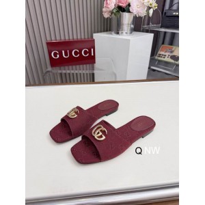Gucci Women's slide sandal with Double G Shoes