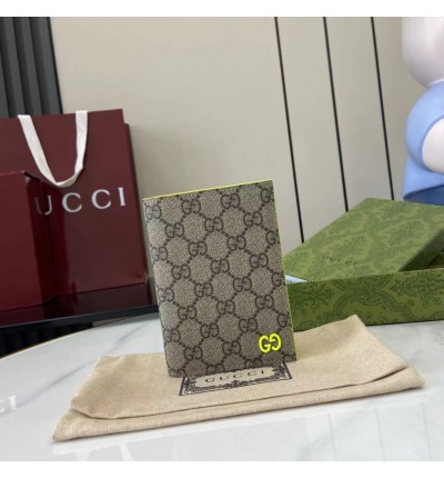 Gucci passport cover wallet 14x10cm