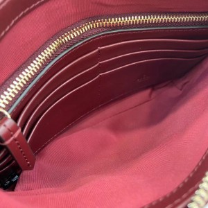 Gucci Marmont pochette with chain 837742 21x15x3.5cm Bags