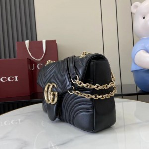 Gucci Marmont large shoulder bag 838985 W30.5cm x H18cm x D8cm Bags