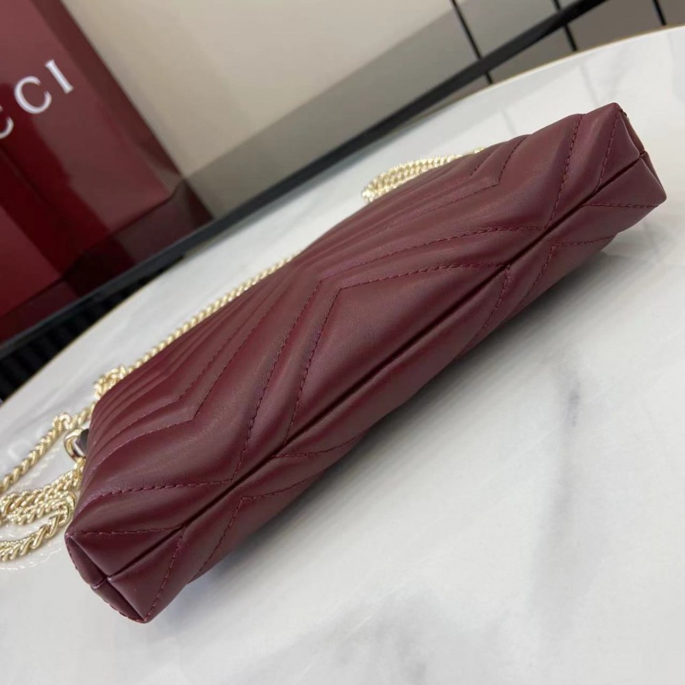 Gucci Marmont pochette with chain 837742 21x15x3.5cm Bags