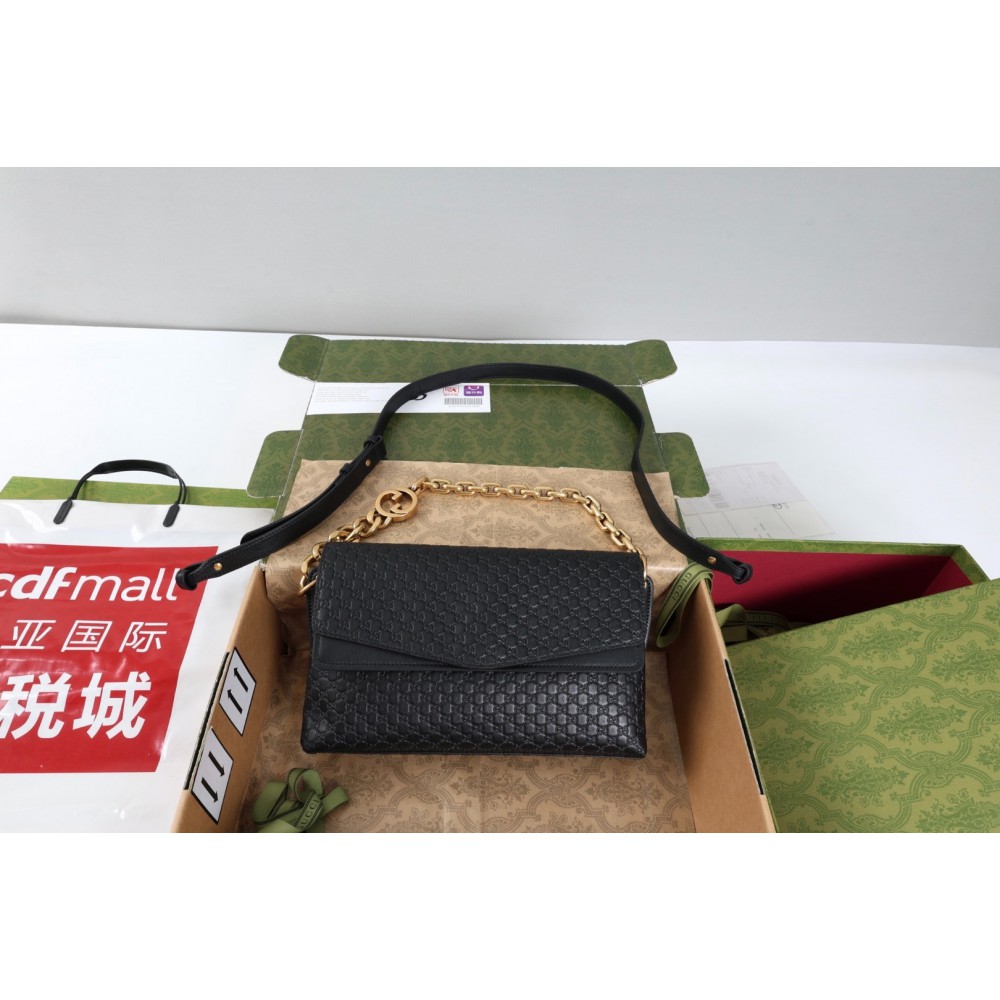 Gucci Medium shoulder bag with chain 857622 Bags