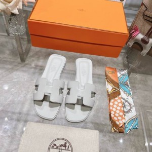 Hermes Oran slides 36-42 Shoes