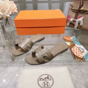 Hermes Oran slides 36-42 Shoes