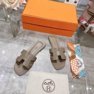 Hermes Oran slides 36-42 Shoes